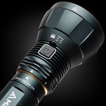 MacTronic Blitz K14 flashlight THS0012 14000lm